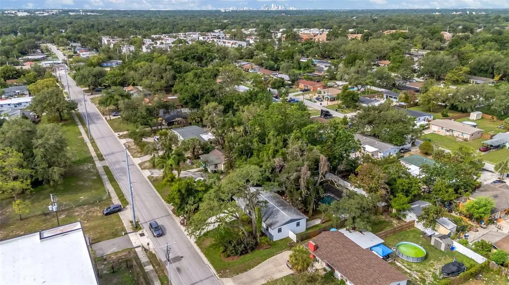 8732 Overlook Drive Tampa FL 33617