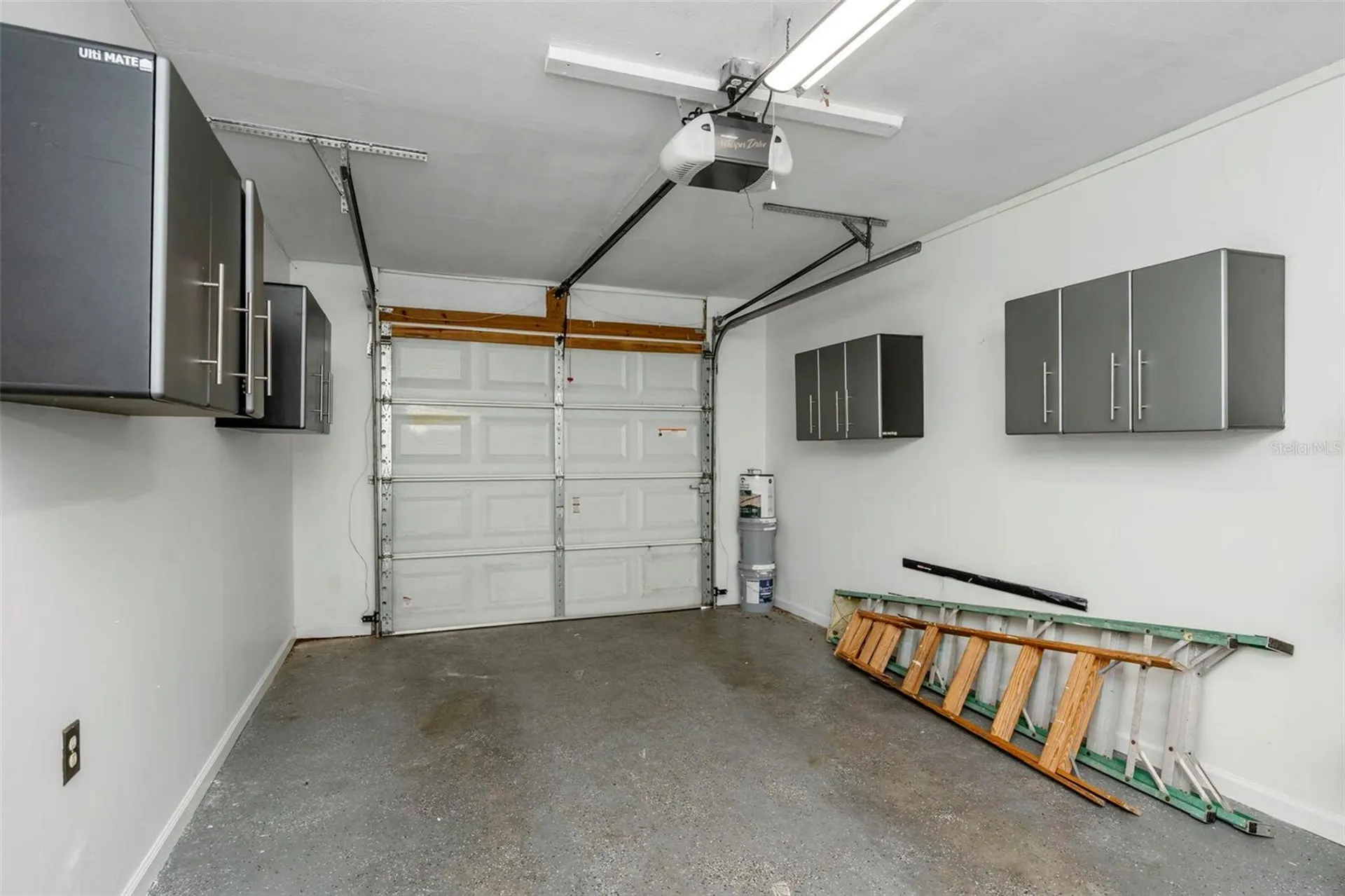 8732 Overlook Drive Tampa FL 33617