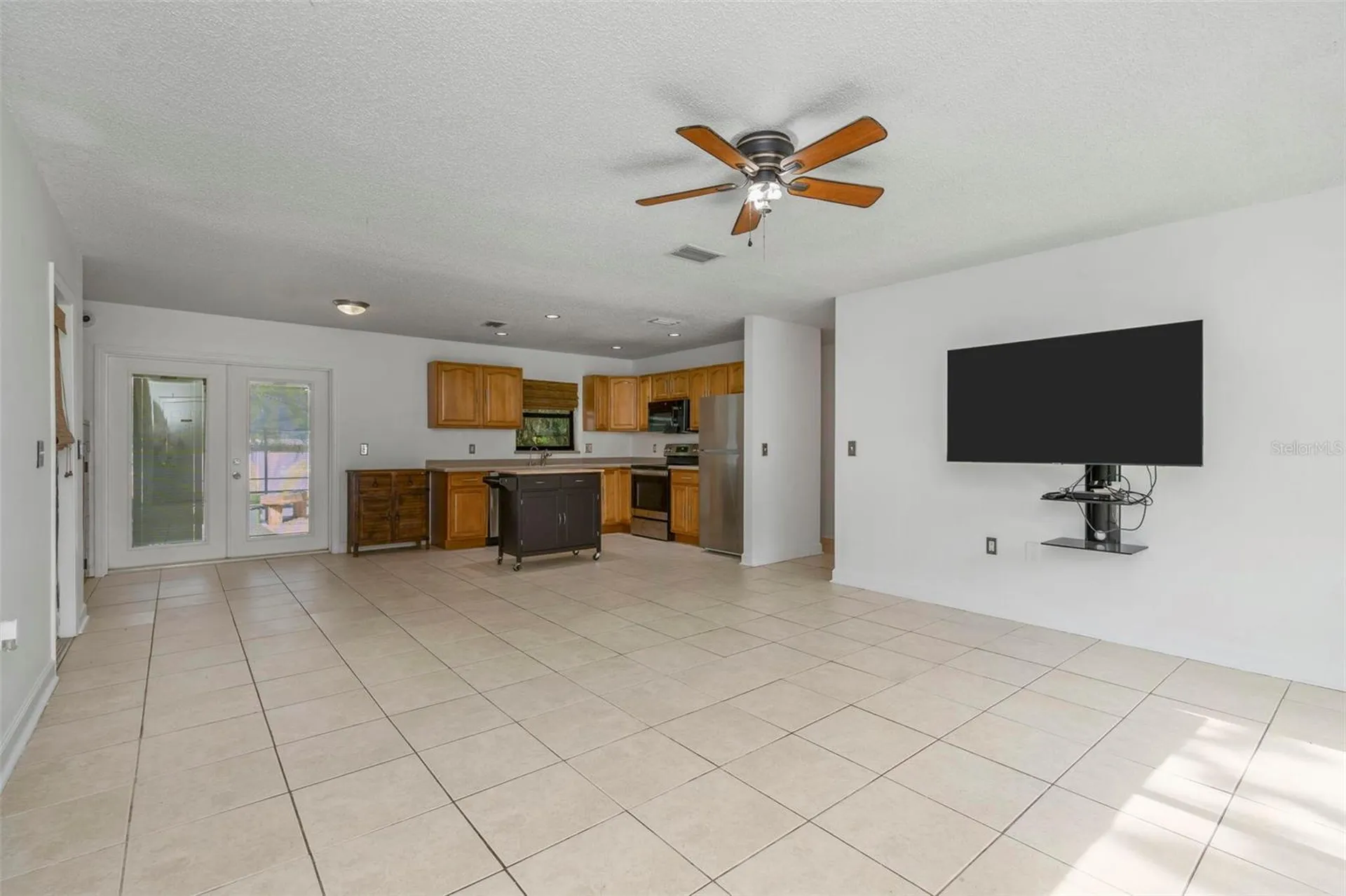 8732 Overlook Drive Tampa FL 33617