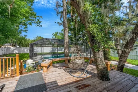 8732 Overlook Drive Tampa FL 33617