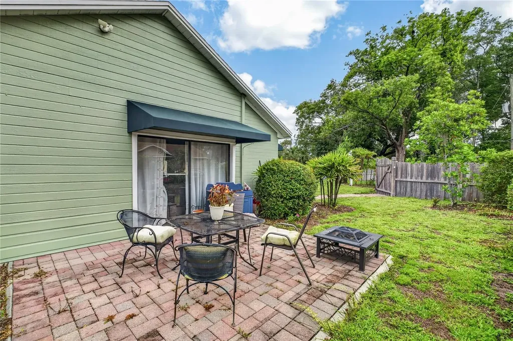 1800 Carlton Drive Orlando FL 32806