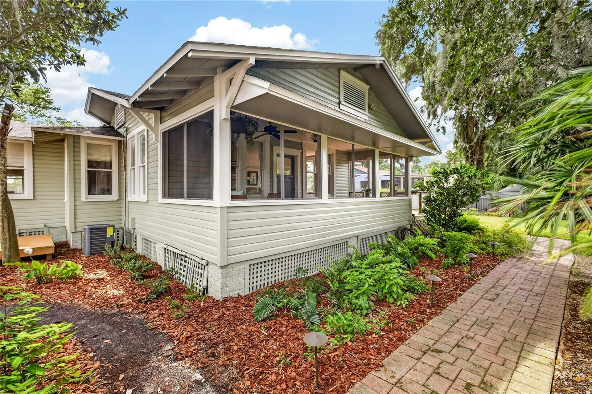 1800 Carlton Drive Orlando FL 32806