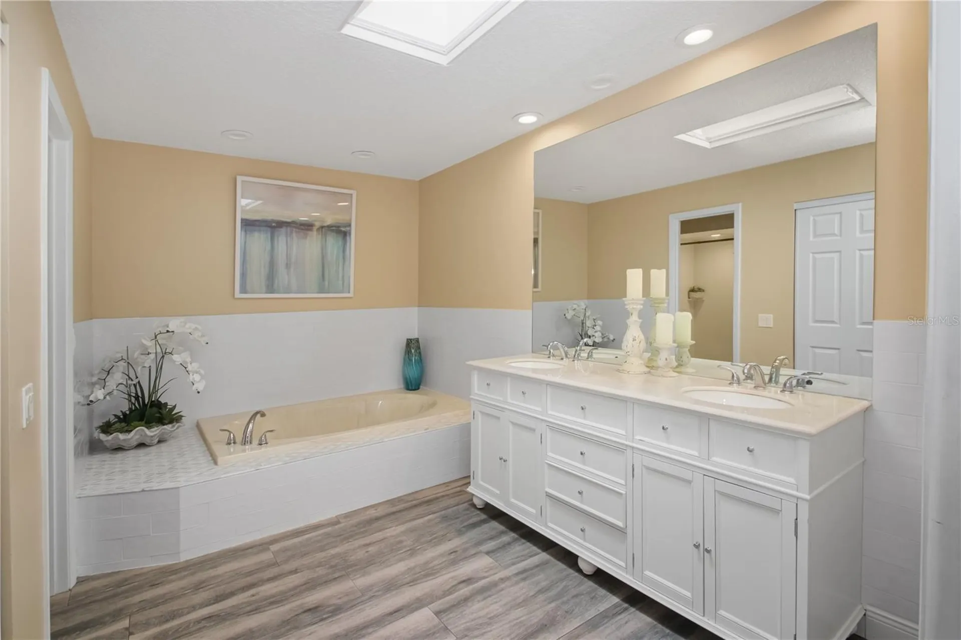 7243 Woodville Crescent Orlando FL 32819