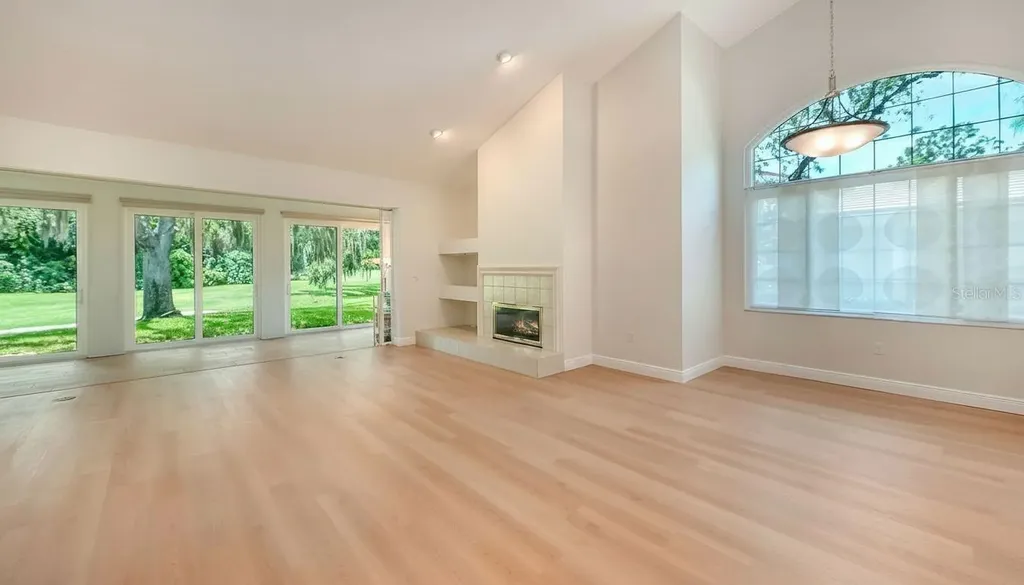 4004 Penshurst Park Sarasota FL 34235