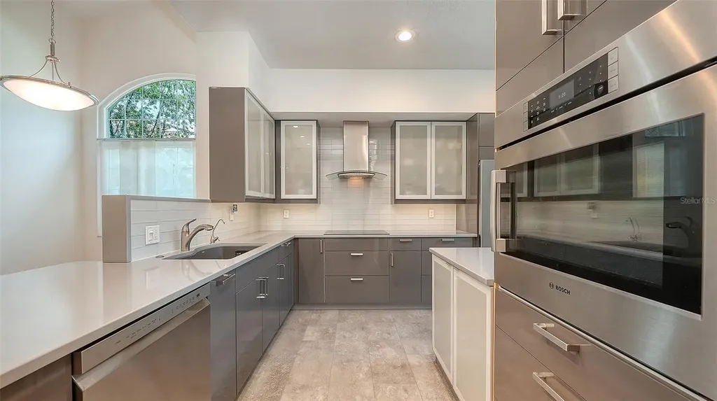 4004 Penshurst Park Sarasota FL 34235