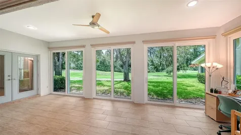 4004 Penshurst Park Sarasota FL 34235