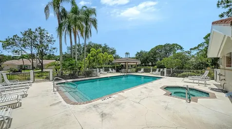 4004 Penshurst Park Sarasota FL 34235