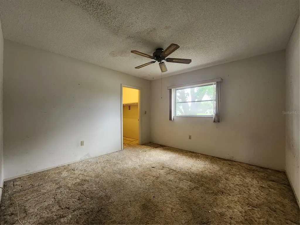 848 Ponderosa Pine Lane Sarasota FL 34243
