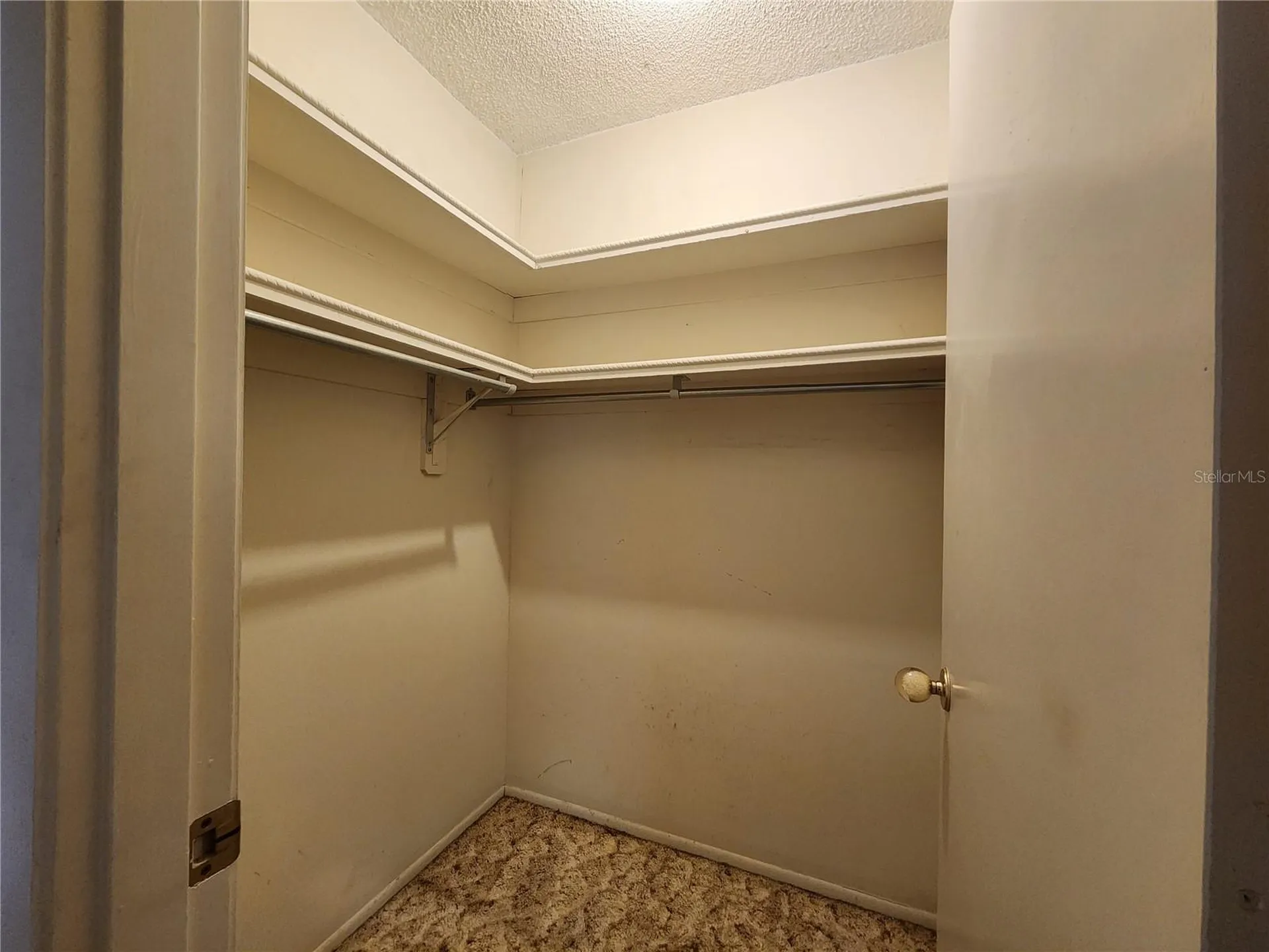 848 Ponderosa Pine Lane Sarasota FL 34243