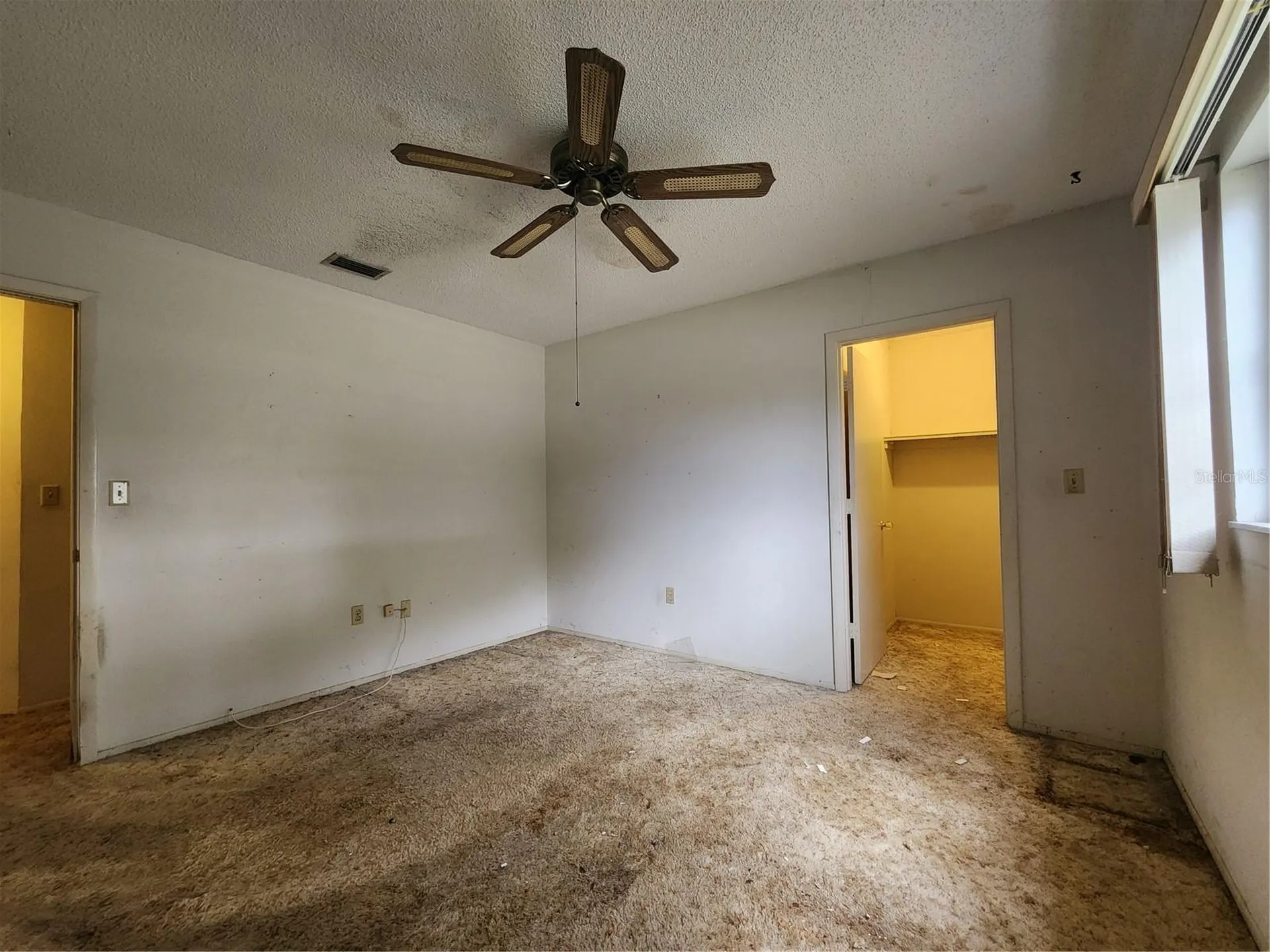 848 Ponderosa Pine Lane Sarasota FL 34243