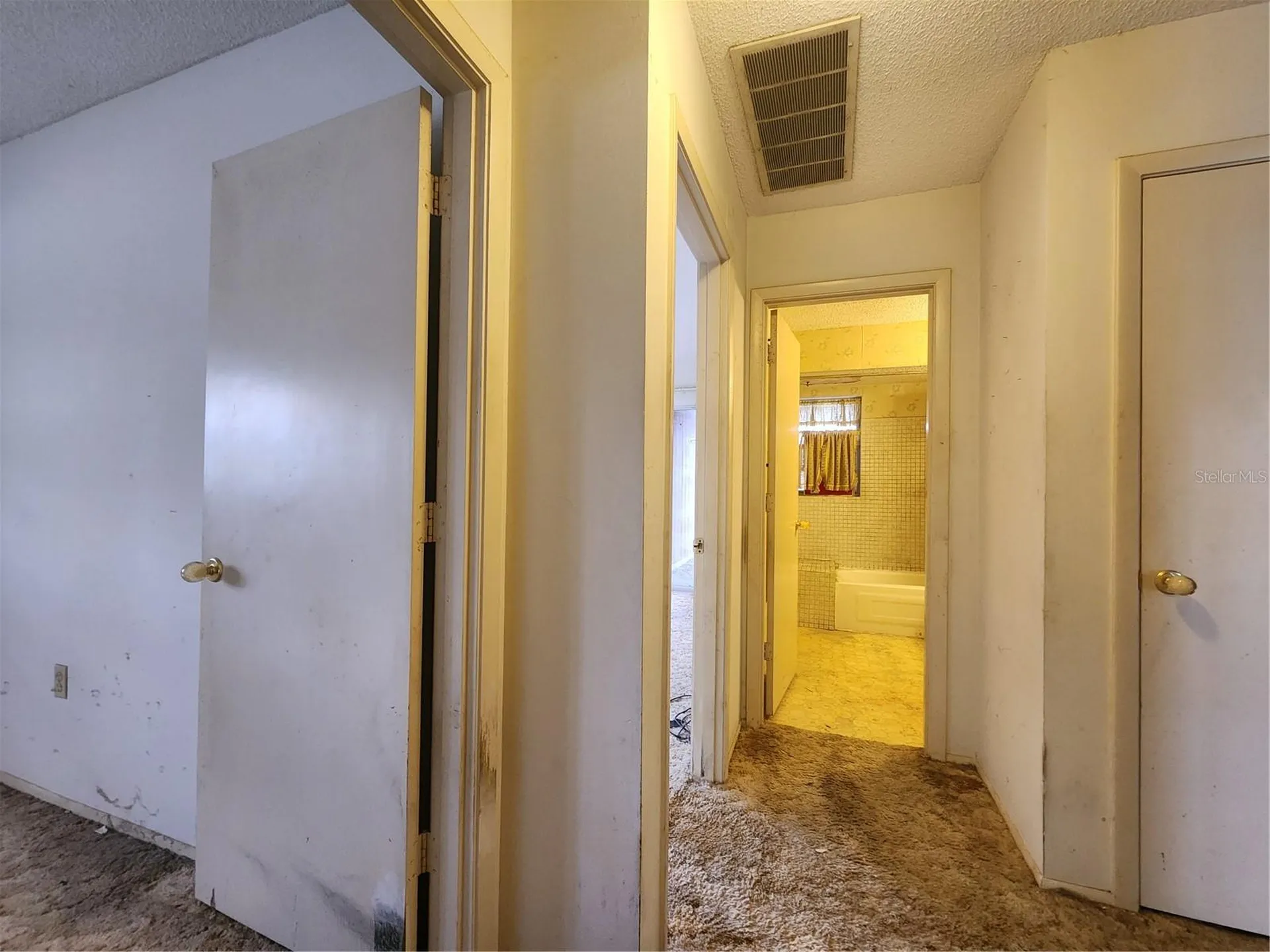 848 Ponderosa Pine Lane Sarasota FL 34243
