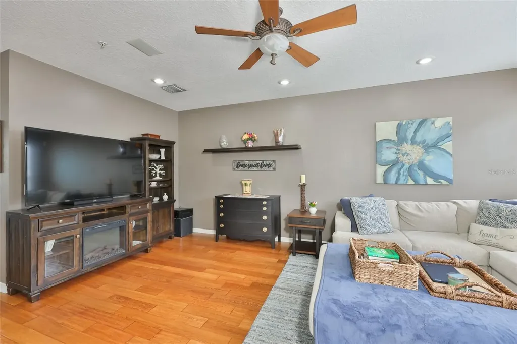3002 Bayshore Pointe Drive Tampa FL 33611