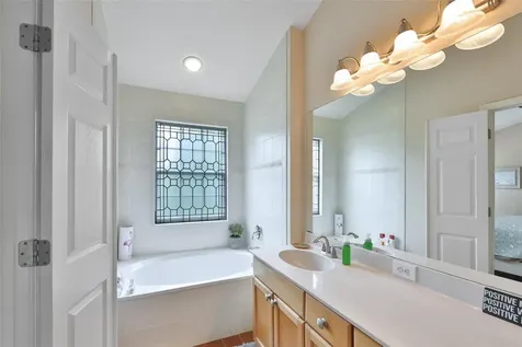 3002 Bayshore Pointe Drive Tampa FL 33611
