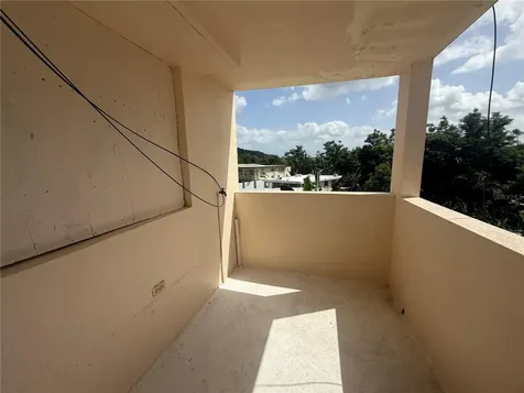 1 Antonio De Gracia Toa Alta PR 00953