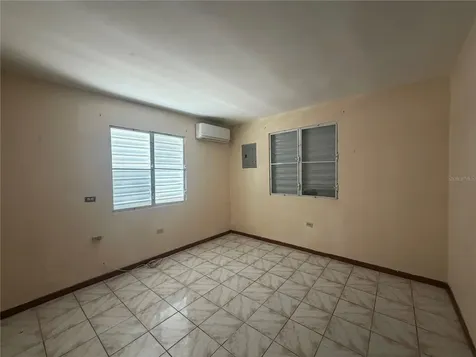 1 Antonio De Gracia Toa Alta PR 00953