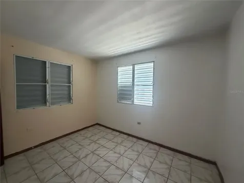 1 Antonio De Gracia Toa Alta PR 00953