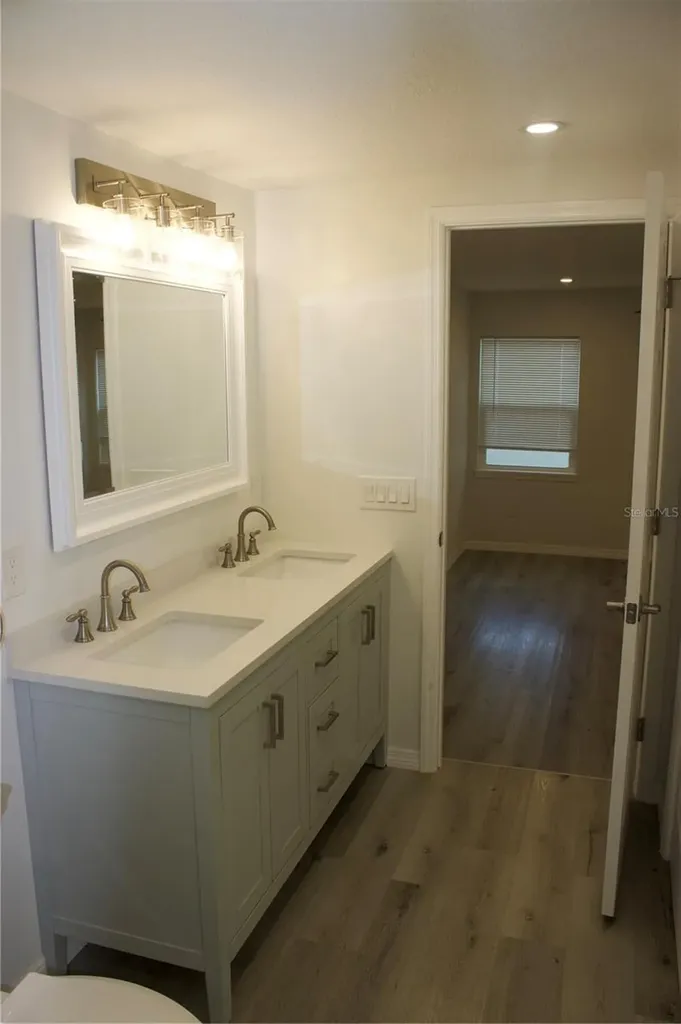 1574 Ewing Avenue Clearwater FL 33756