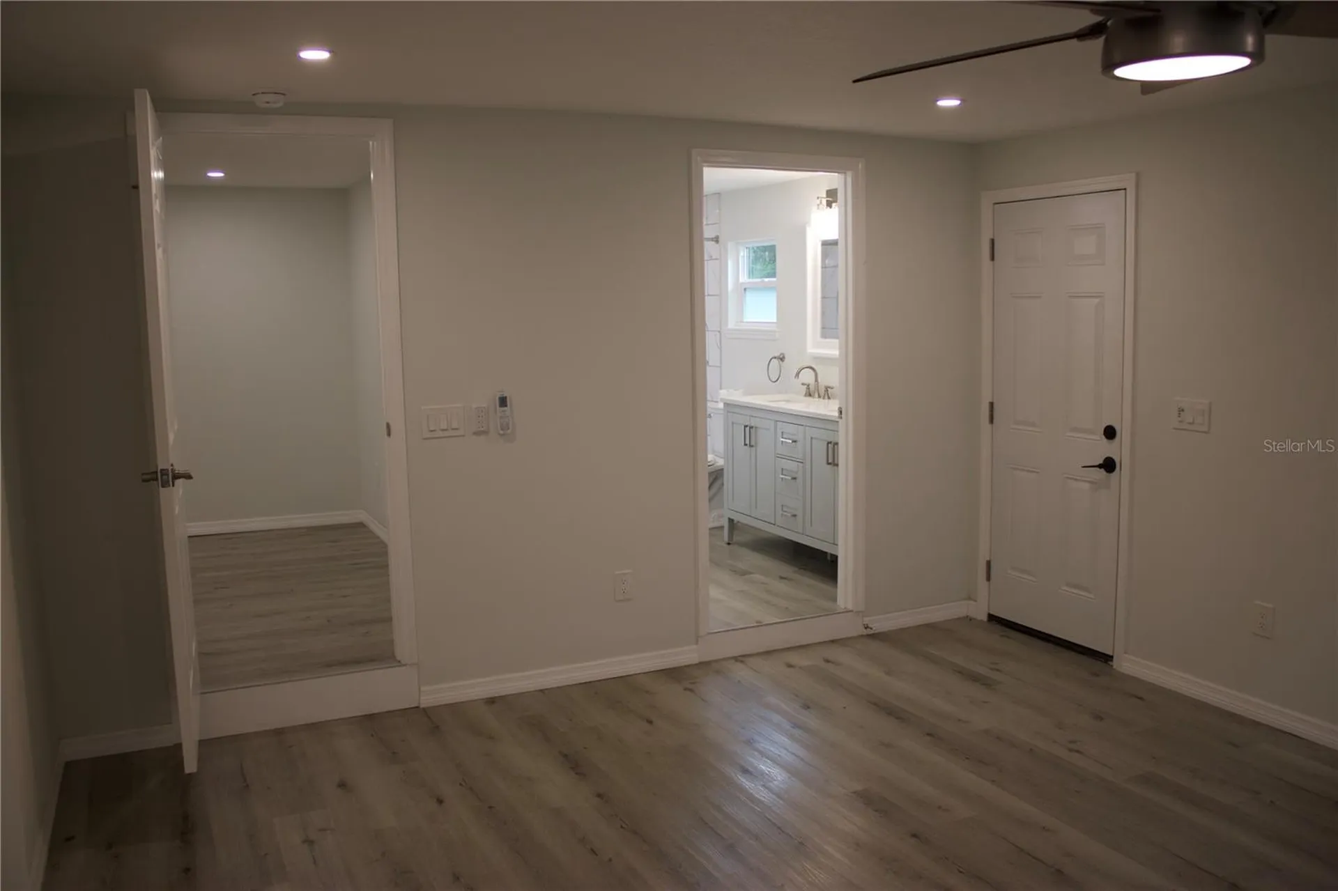 1574 Ewing Avenue Clearwater FL 33756