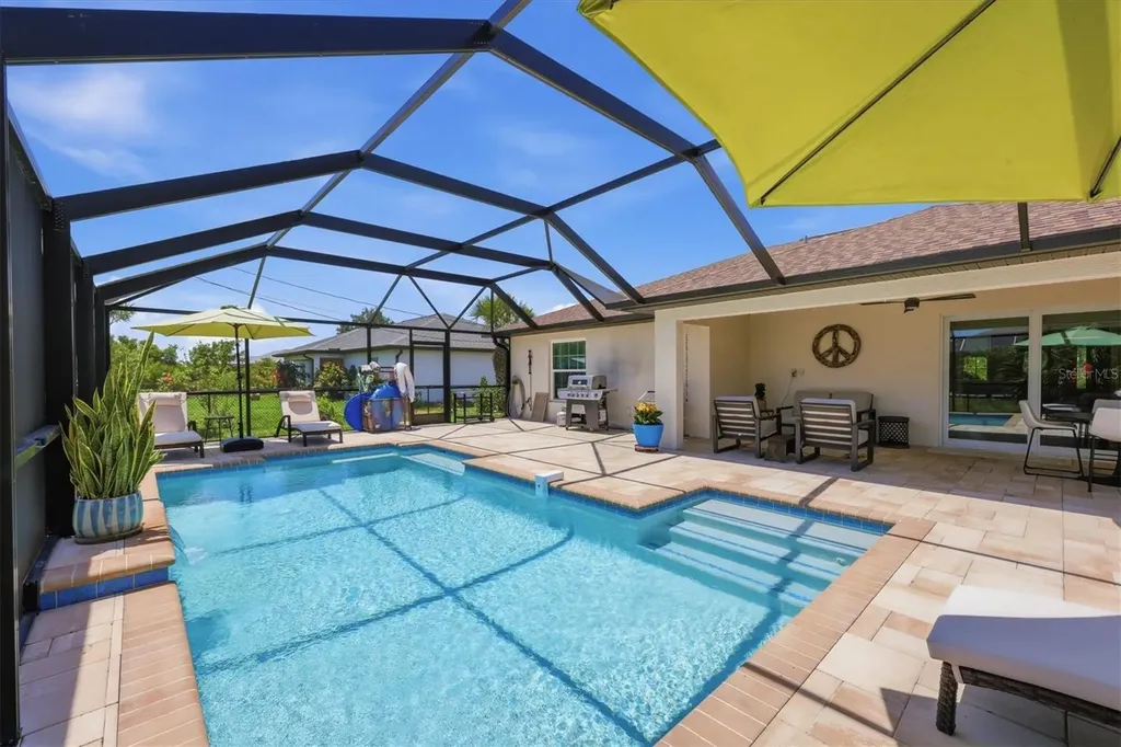 10293 Rockford Avenue Englewood FL 34224