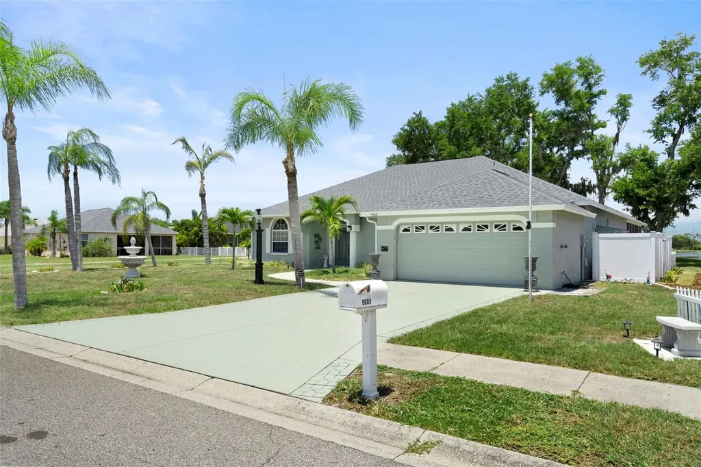 9001 69th Avenue E Palmetto FL 34221
