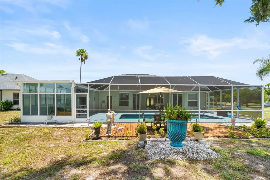 9001 69th Avenue E Palmetto FL 34221