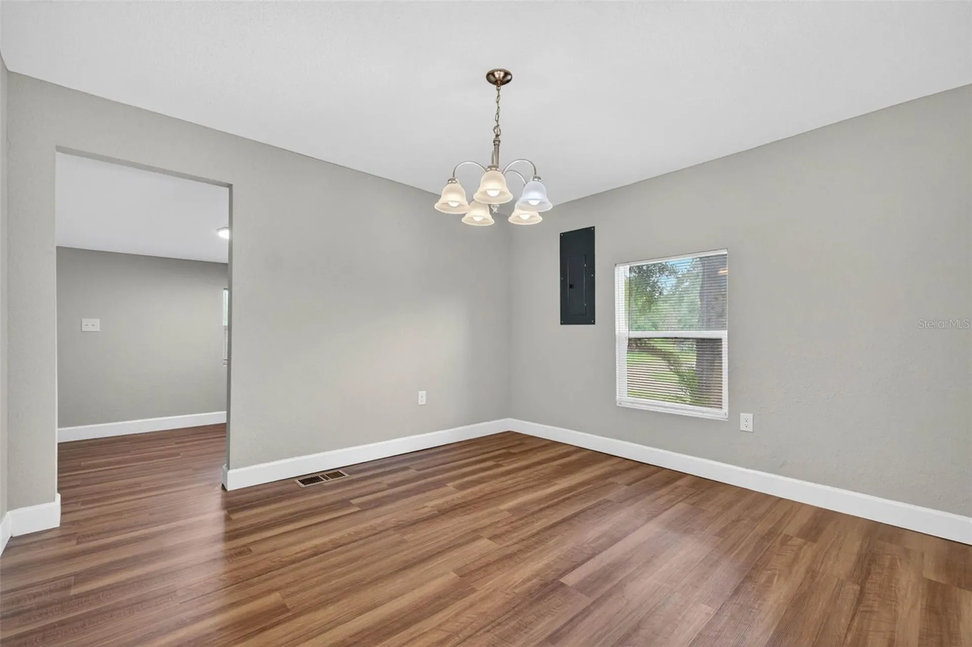 305 S Sharp Street Lake Wales FL 33853