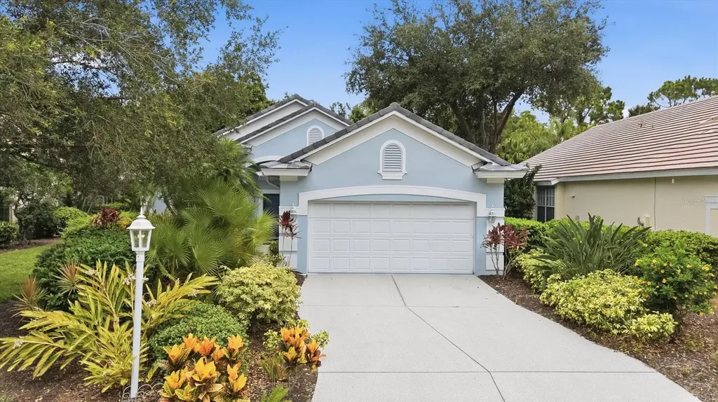7147 Prestwick Court University Park FL 34201