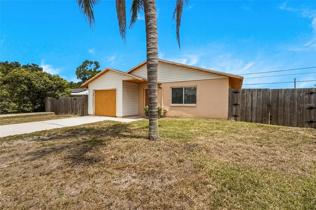 904 16th Street E Palmetto FL 34221