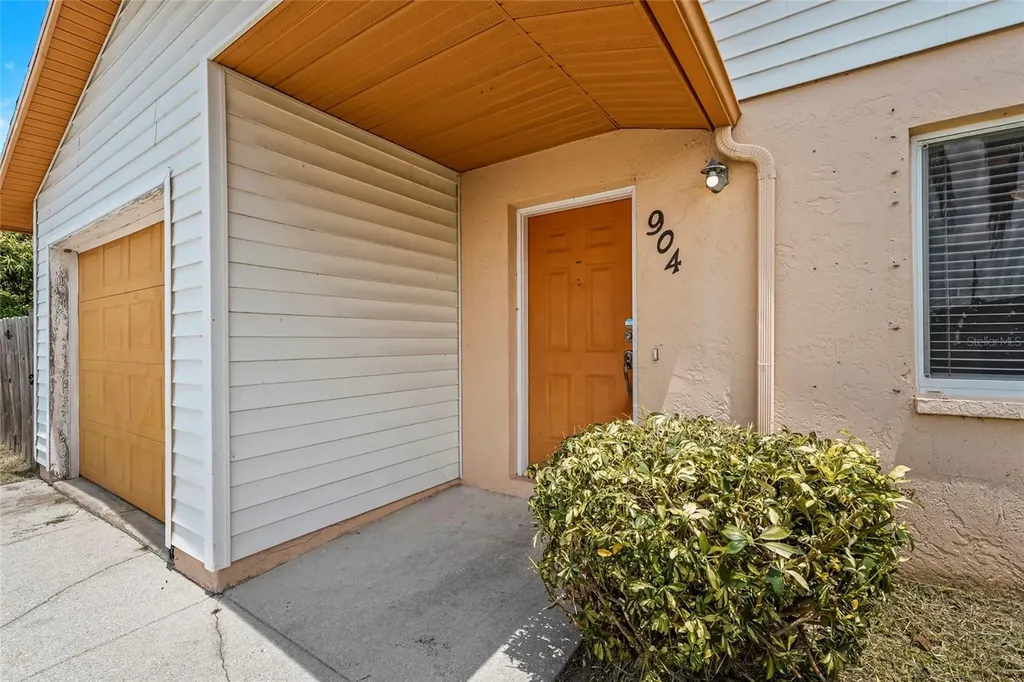 904 16th Street E Palmetto FL 34221