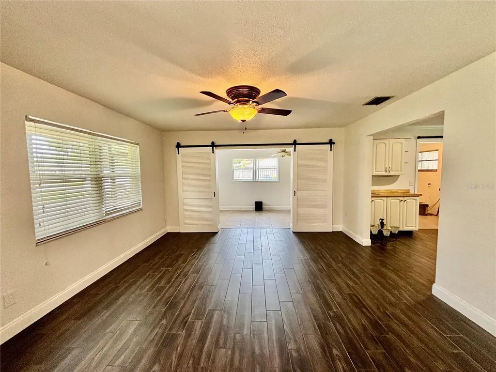 124 Bishop Street Auburndale FL 33823