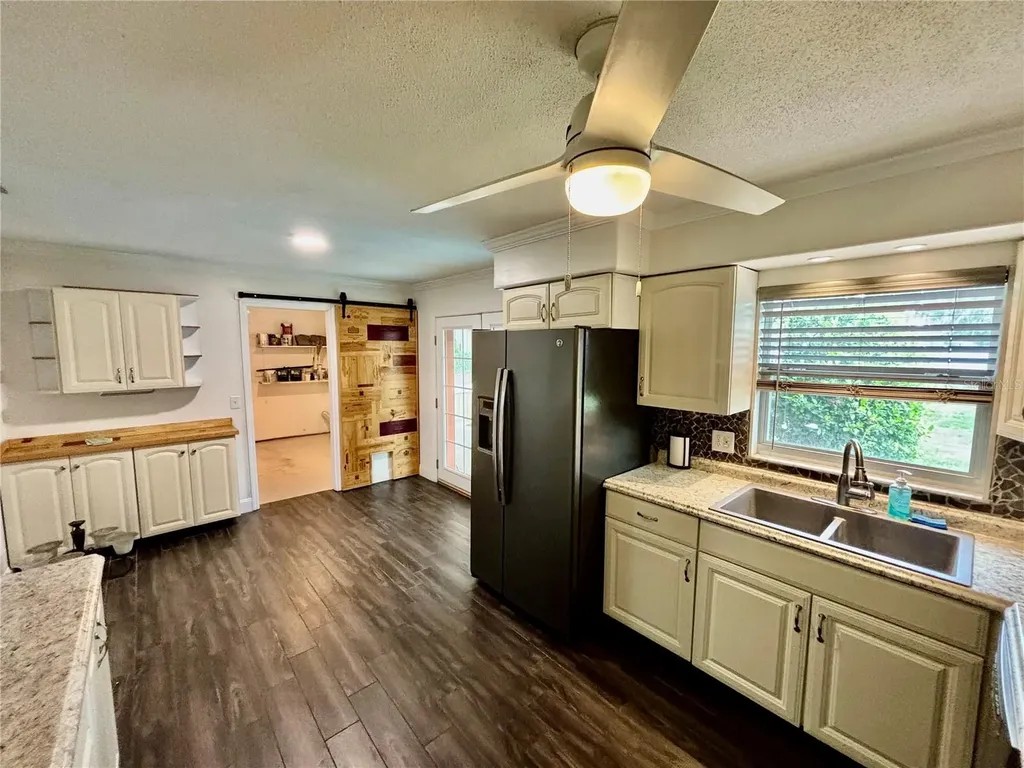 124 Bishop Street Auburndale FL 33823