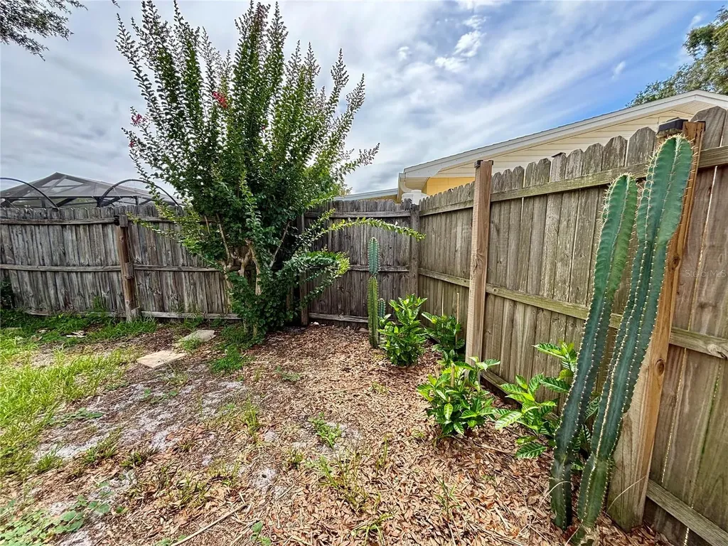 124 Bishop Street Auburndale FL 33823