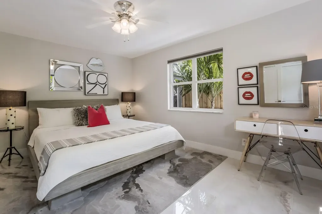 161 Golden Gate Point Sarasota FL 34236