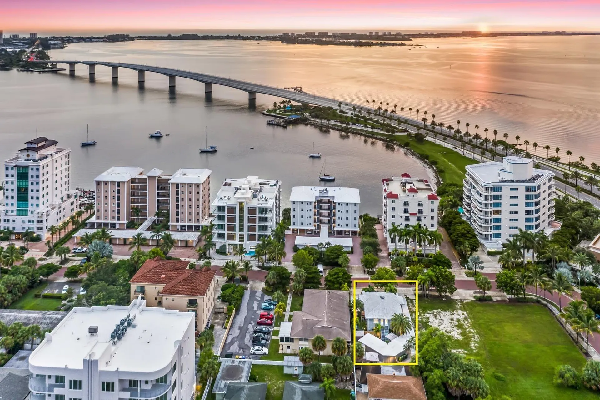 161 Golden Gate Point Sarasota FL 34236
