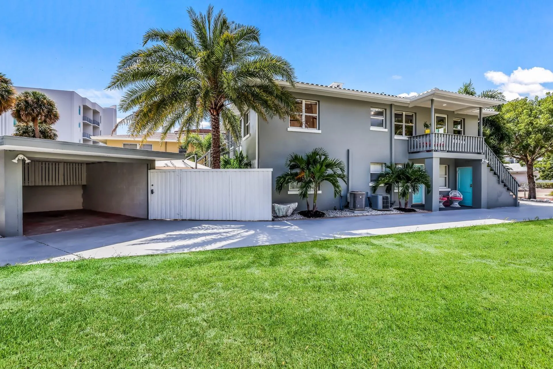161 Golden Gate Point Sarasota FL 34236