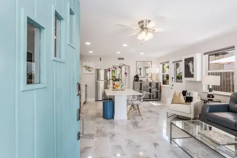 161 Golden Gate Point Sarasota FL 34236