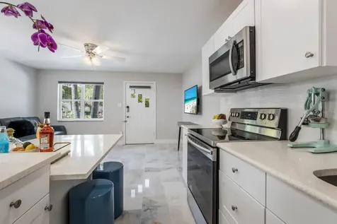 161 Golden Gate Point Sarasota FL 34236