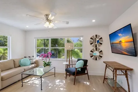 161 Golden Gate Point Sarasota FL 34236