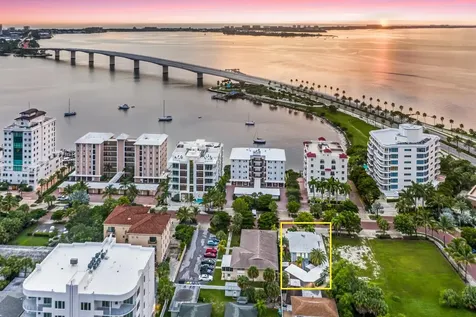 161 Golden Gate Point Sarasota FL 34236