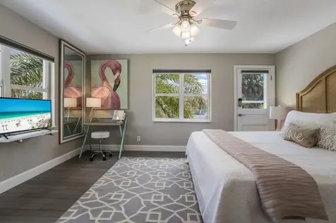 161 Golden Gate Point Sarasota FL 34236