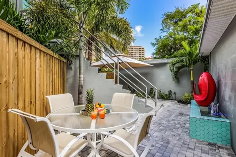 161 Golden Gate Point Sarasota FL 34236