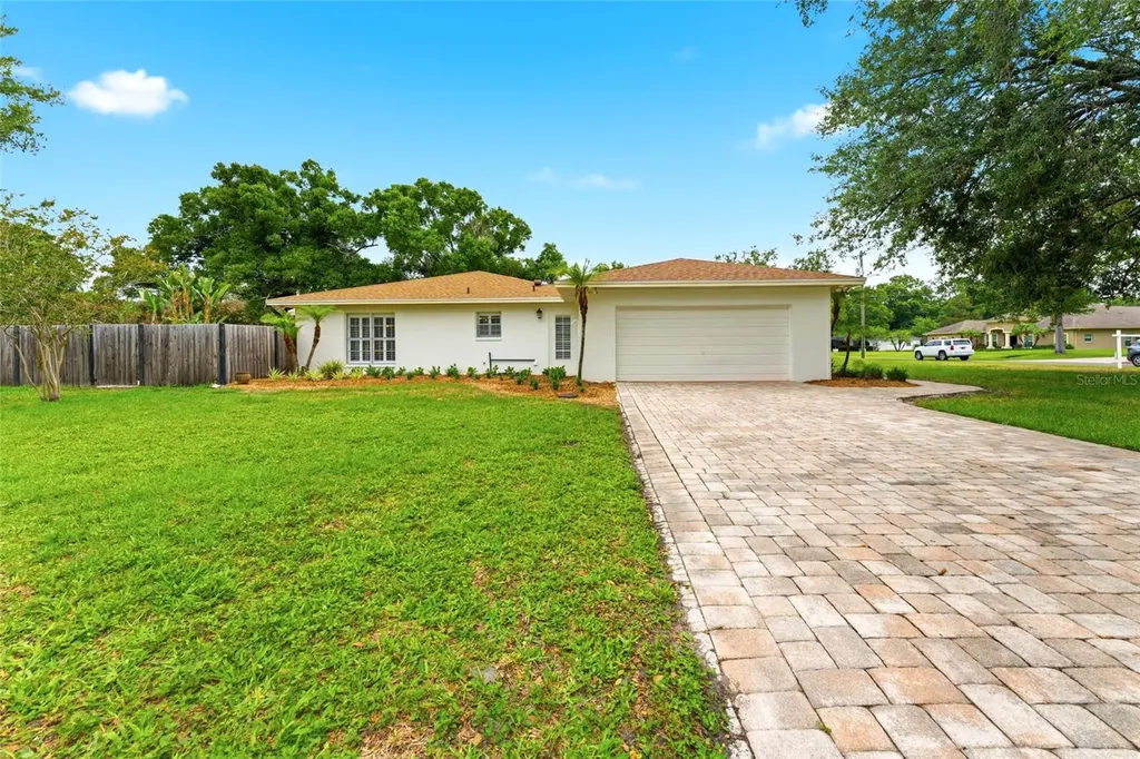 7202 Spring Valley Drive Tampa FL 33615