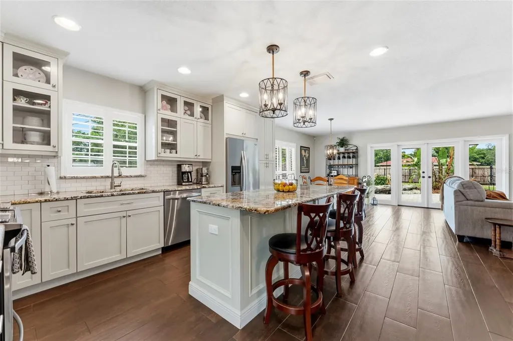 7202 Spring Valley Drive Tampa FL 33615
