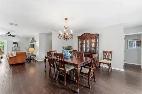 7202 Spring Valley Drive Tampa FL 33615
