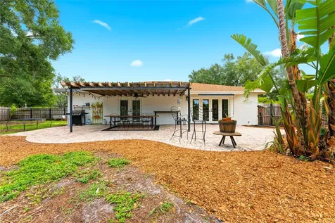 7202 Spring Valley Drive Tampa FL 33615