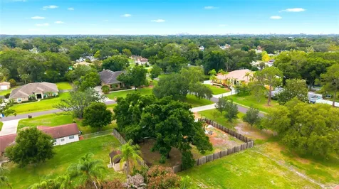 7202 Spring Valley Drive Tampa FL 33615