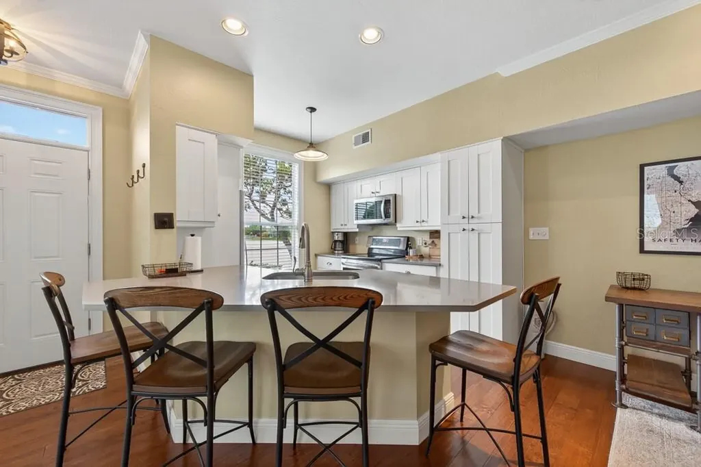 9356 Lake Chase Island Way Tampa FL 33626