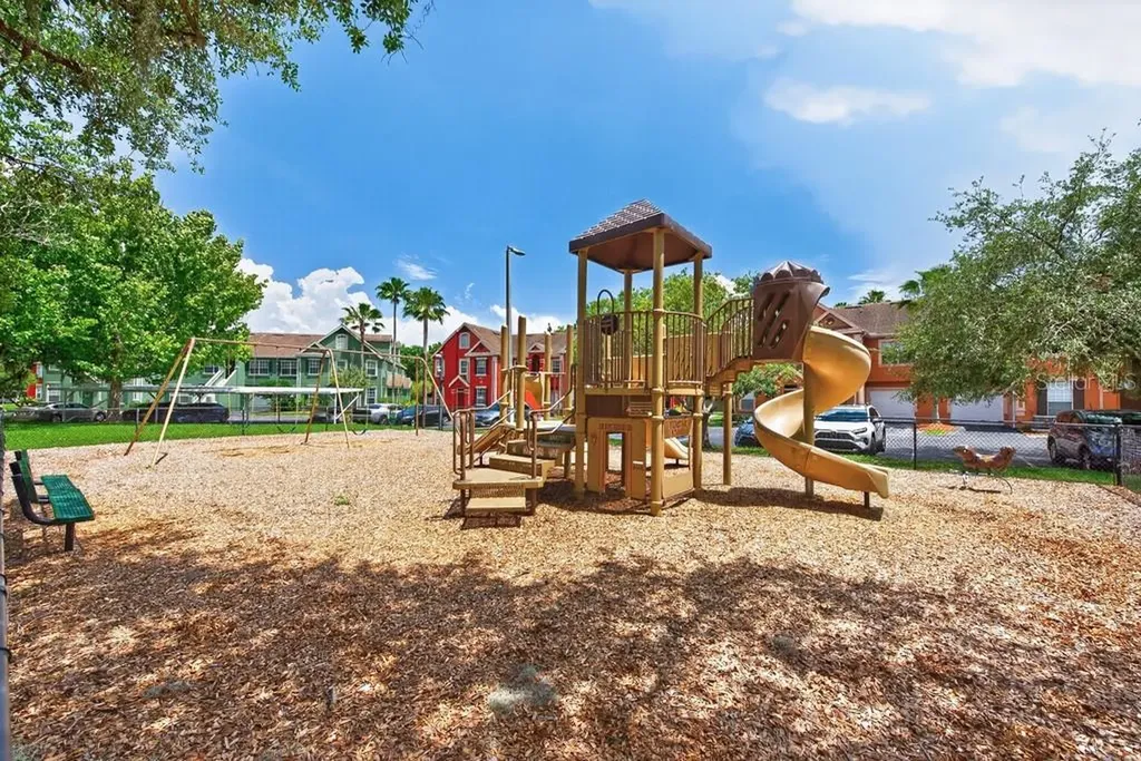 9356 Lake Chase Island Way Tampa FL 33626