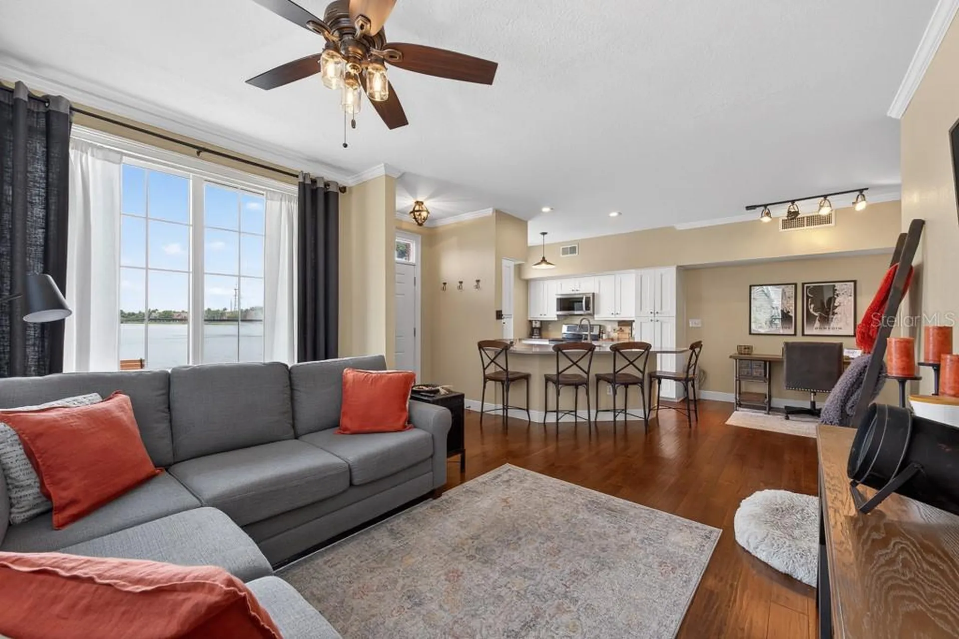 9356 Lake Chase Island Way Tampa FL 33626