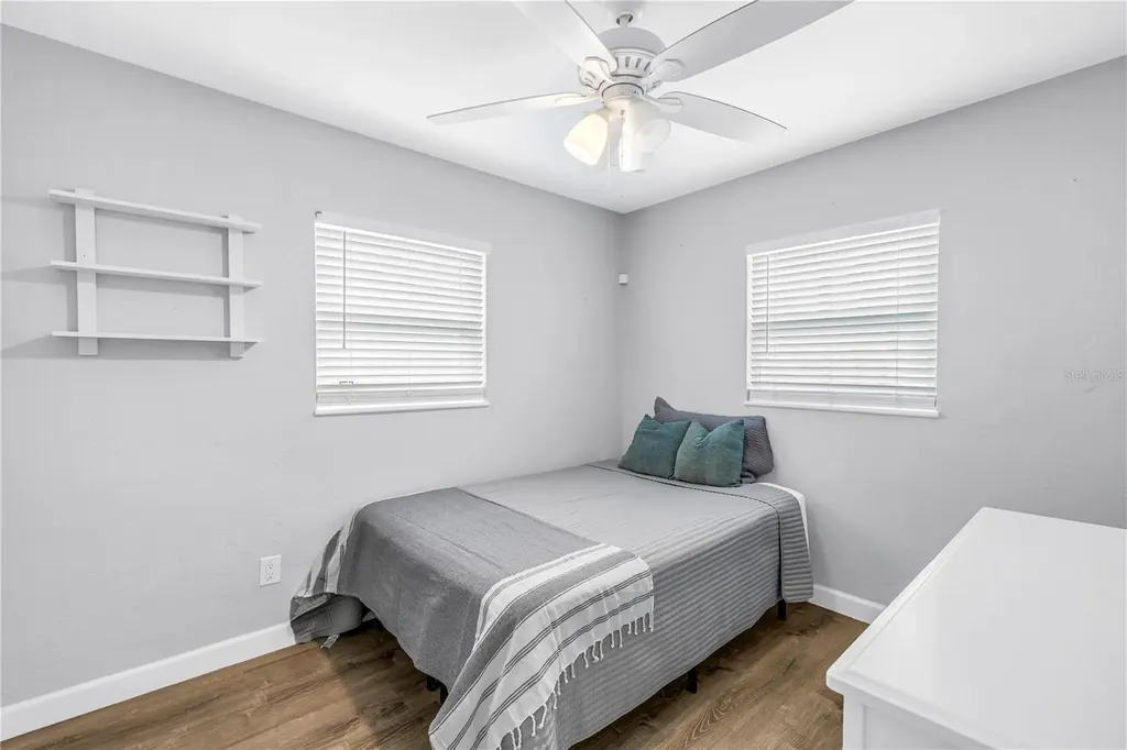 5213 Tangerine Avenue S Gulfport FL 33707